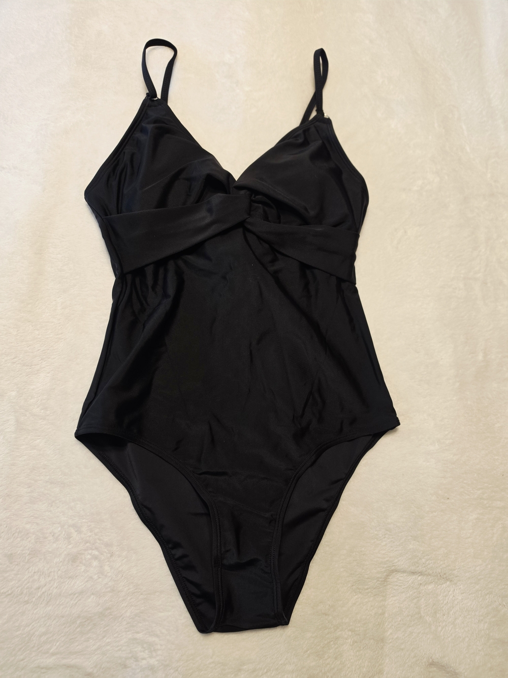 Cupshe Black One-Piece Swimsuit - Classic Twist Front